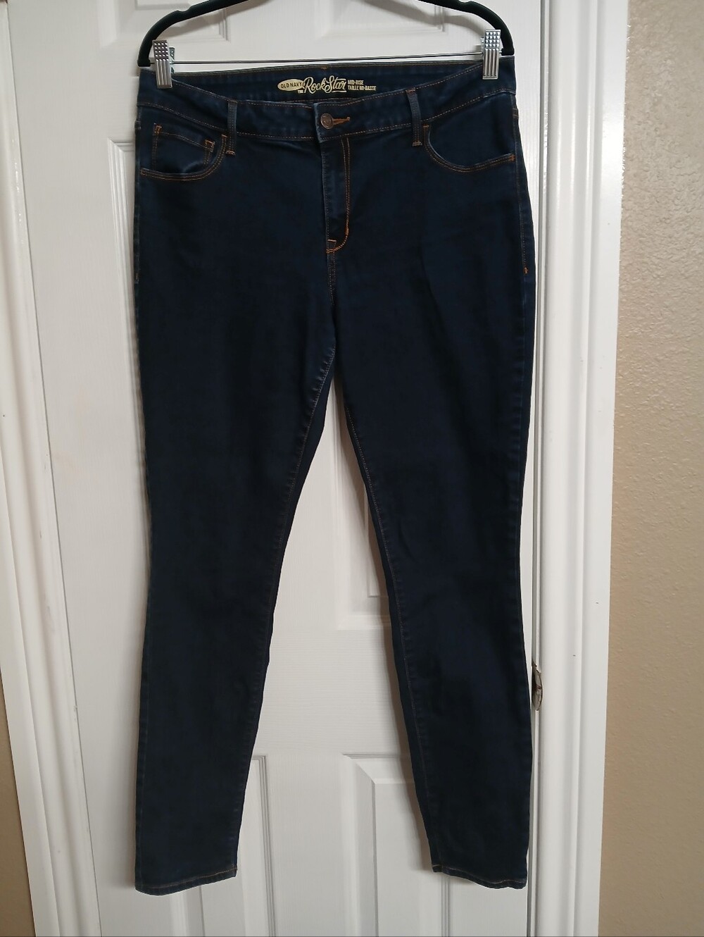 ⚡️🖤Old Navy Dark Blue Skinny Jeans - Size 14
